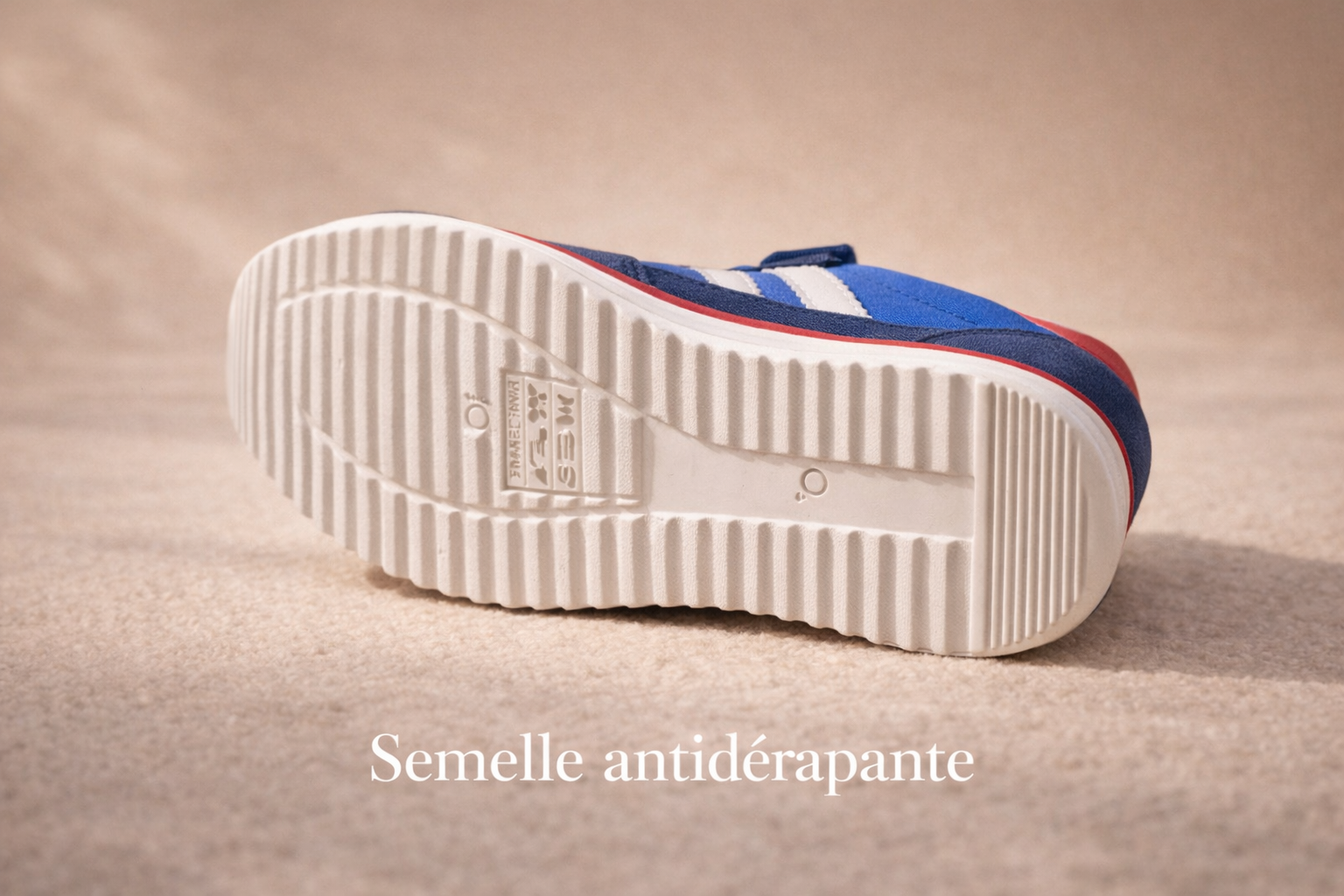 Basket enfant rétro bleu
