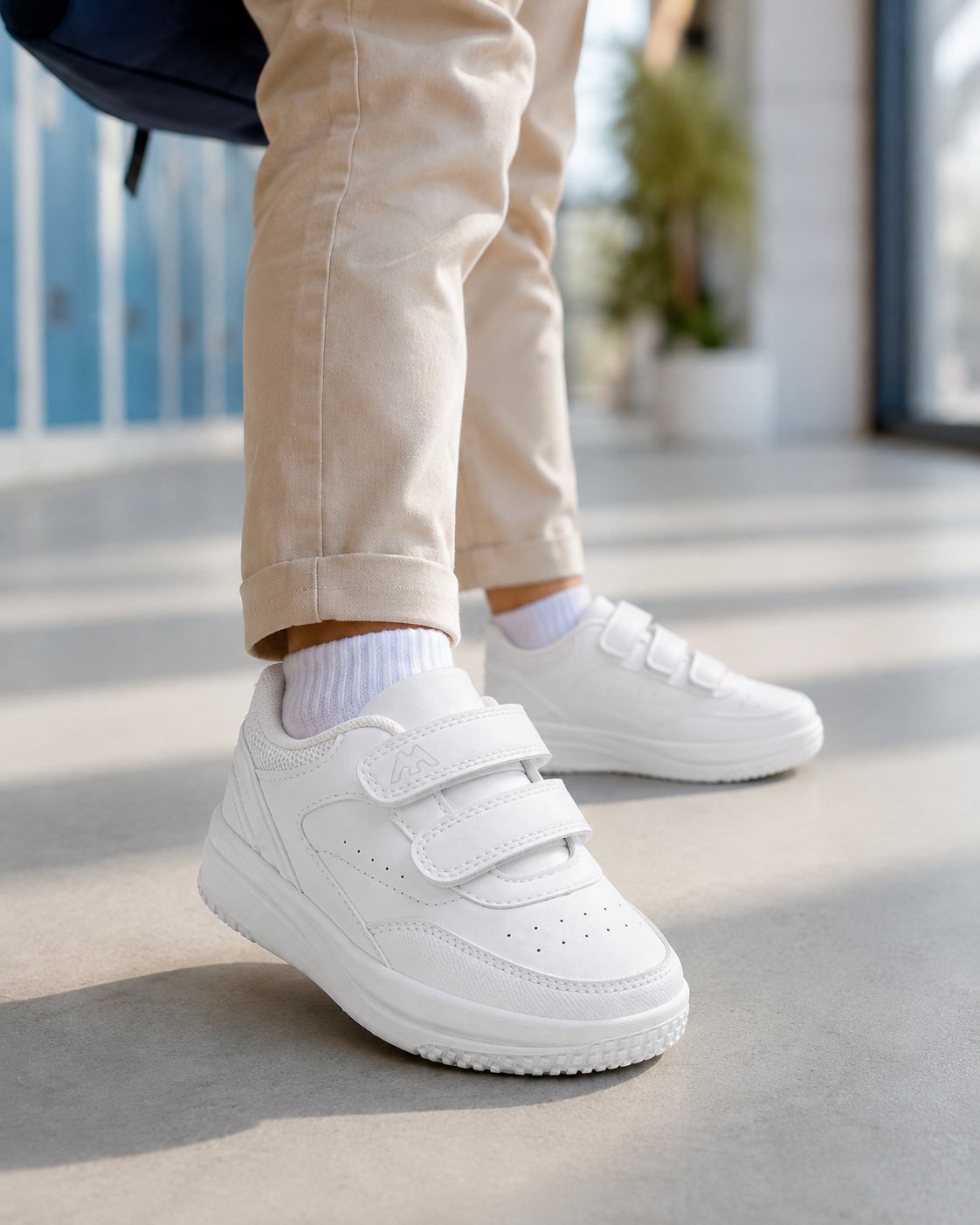 🎒 سبرديلة أطفال بيضاء Velcro – Back to School | 32–37